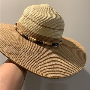 Floppy beach hat